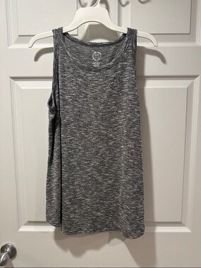 Maurices Gray Women’s Sleeveless Tank Top